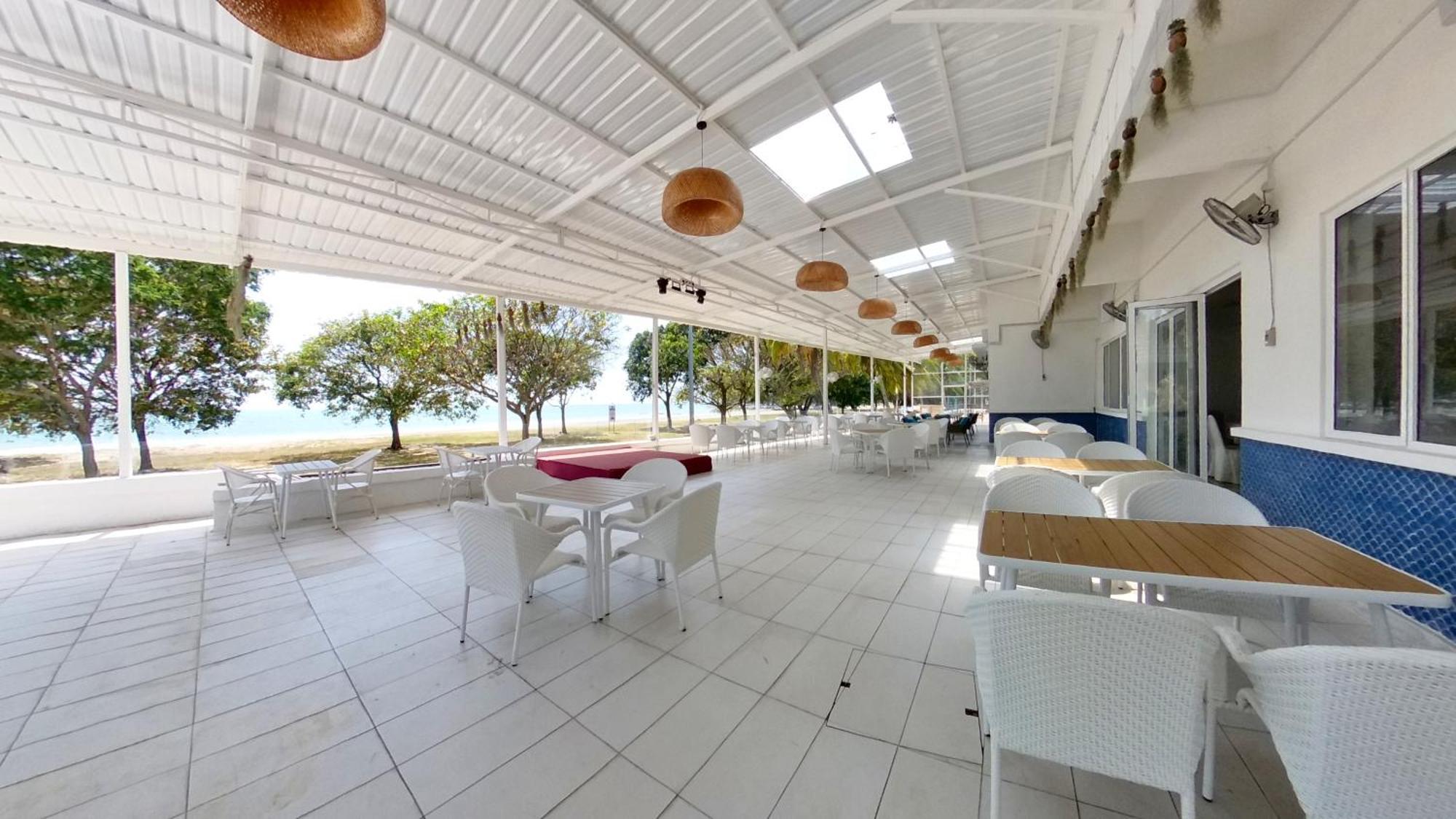 Apartment Pd 10pax 2r2b Seaside Healing, Pool View, Wifi, 50